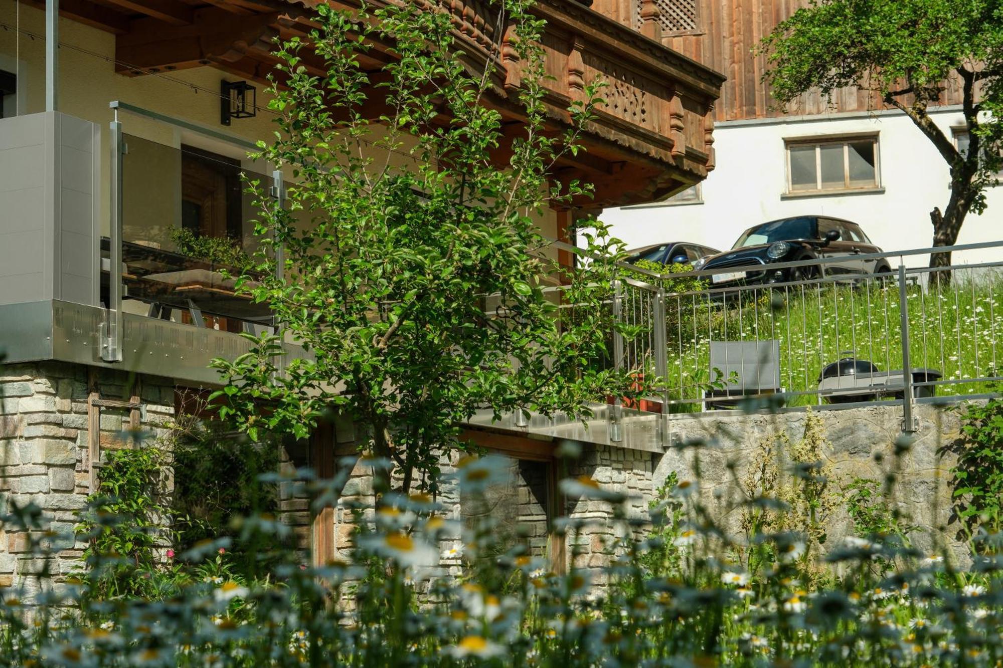 Apart Moidl Mit Privatem Pool Hart im Zillertal Exterior foto